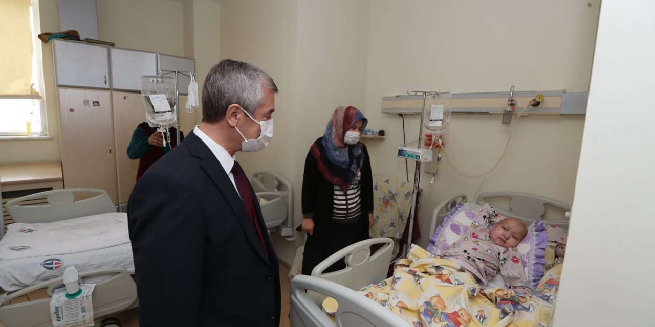 Lösemi hastası çocuklara moral ziyareti