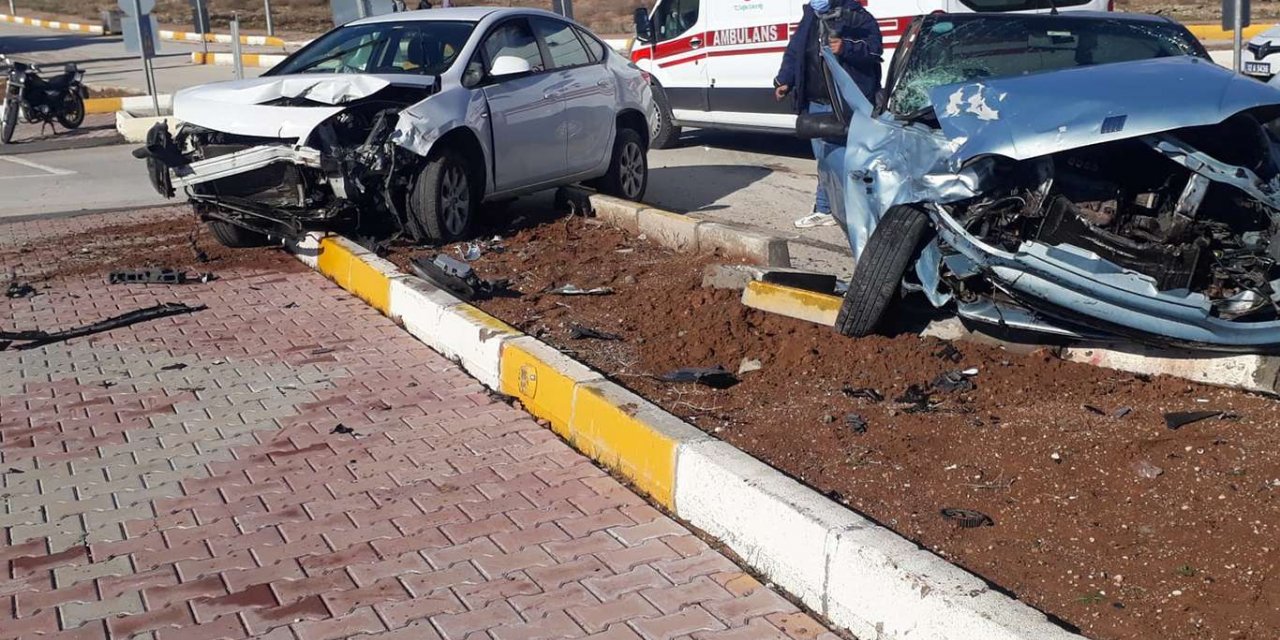 Adıyaman'da trafik kazası: 2 yaralı