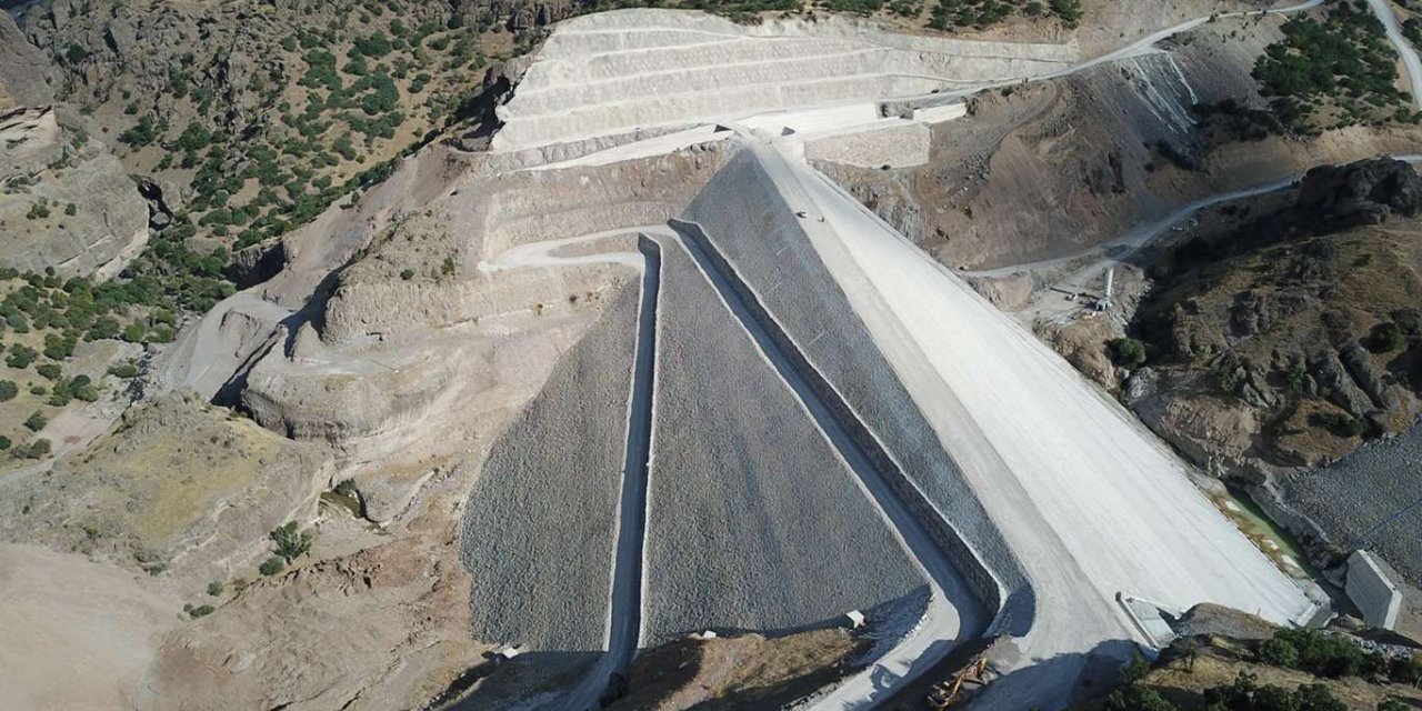 Yoncalı Barajı ile 174 bin dekar arazinin su ile buluşturulması bekleniyor