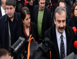 Öcalan`ın Çözüm İçin Gönderdiği Son Mesajı!