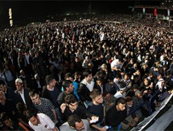 Diyarbakır Stadyumu Muhammedi Sevdaya Dar Geldi