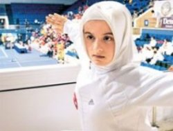 Başörtüsü Zulmü Meclis gündeminde