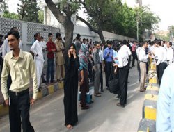 İran depreminin Pakistan yansıması: 21 ölü