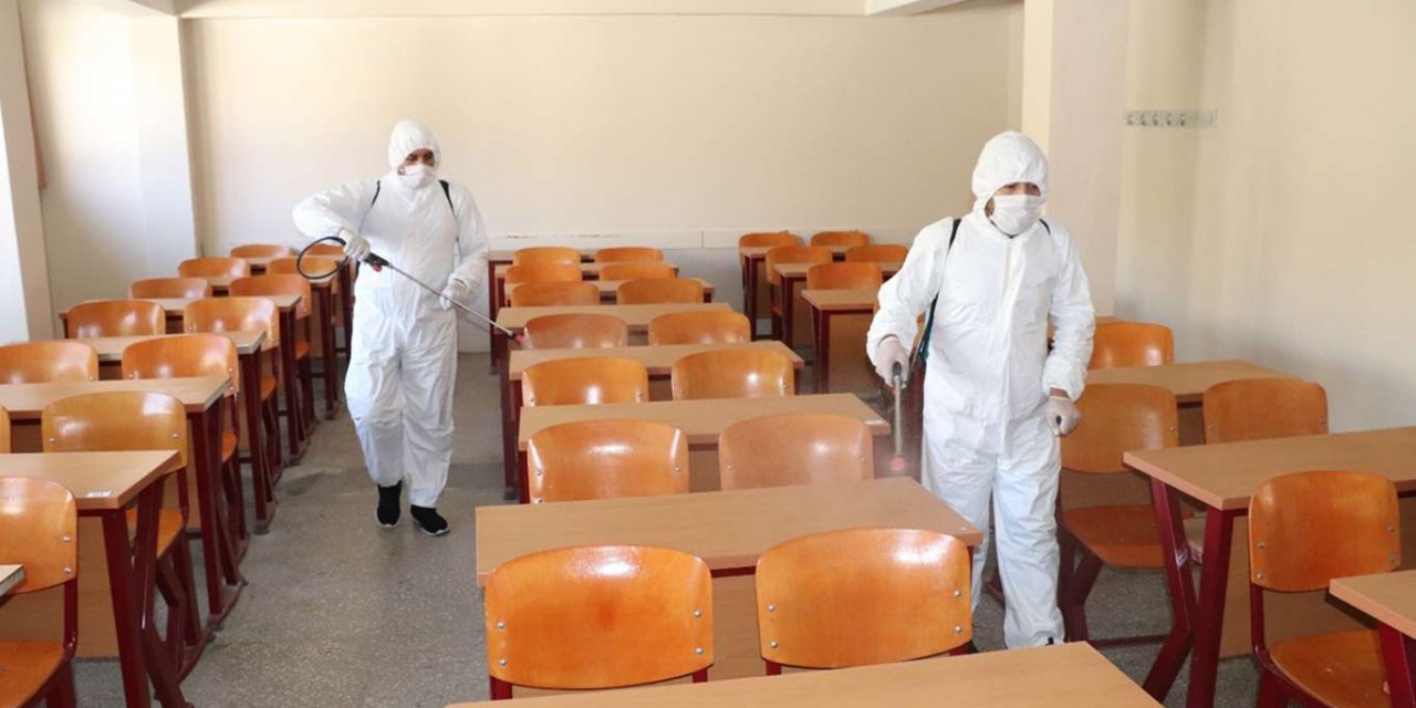 Siirt'te Covid-19 ile mücadele kapsamında dezenfekte çalışmaları sürüyor