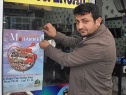 Batman kutlu doğum afişleriyle donatılıyor