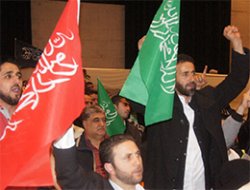 Alplerin Eteklerinde Muhammedi Sevda Yankılandı