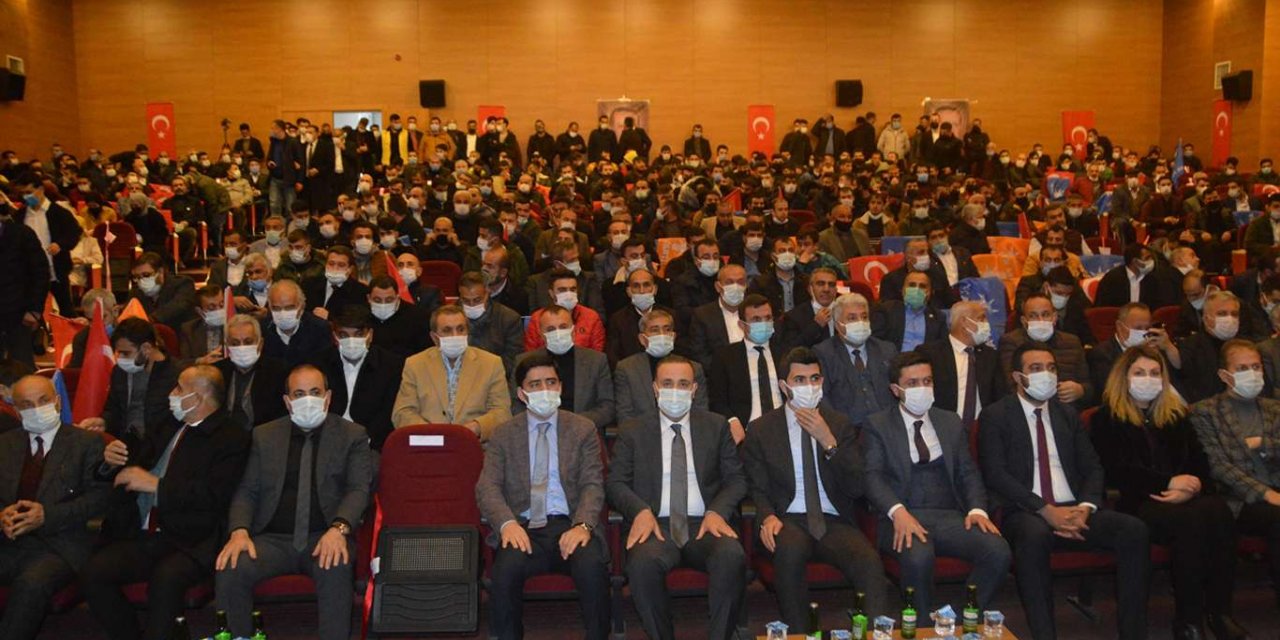 Siirt'te AK Parti Gençlik Kolları İl Başkanlığı 6’ncı olağan kongresi yapıldı