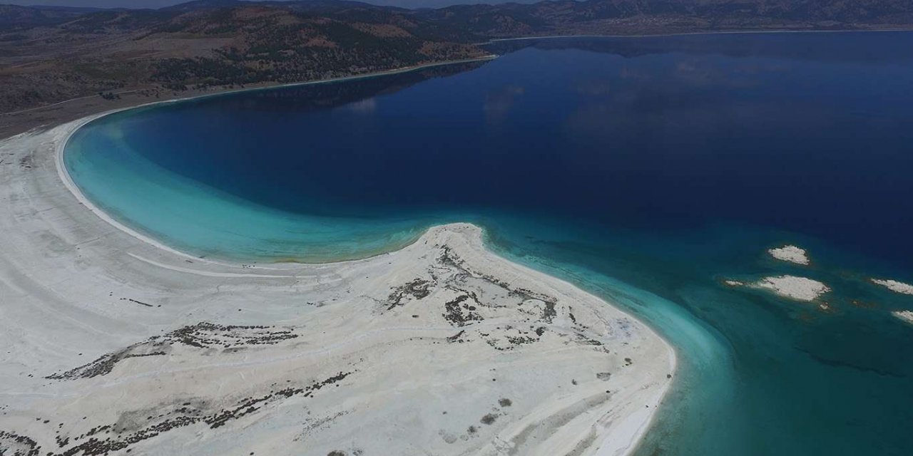 Bakan Kurum: Salda Gölü bilim dünyasına ışık tutacak