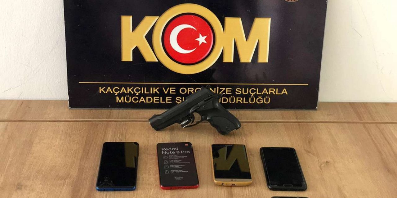 Adıyaman'da gümrük kaçağı cep telefonu ele geçirildi