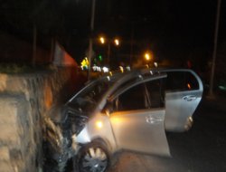 Çınar'da iki araç çarpıştı