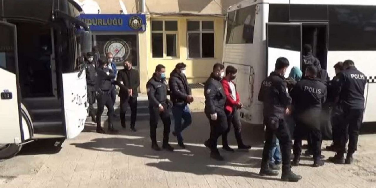 Şanlıurfa merkezli PKK operasyonunda 13 şüpheli tutuklandı