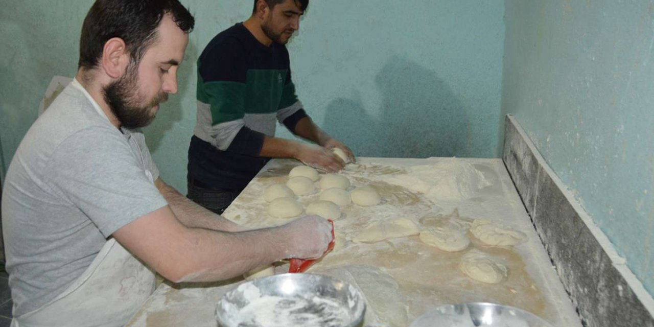 Fırıncılar ekmek zammını un fiyatlarındaki artışa bağlıyor
