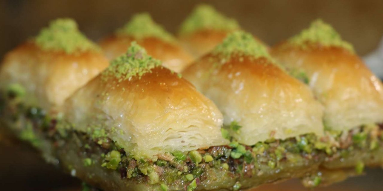 Gaziantep'te kısıtlama günlerinin en çok tercih edilen tatlısı baklava oldu