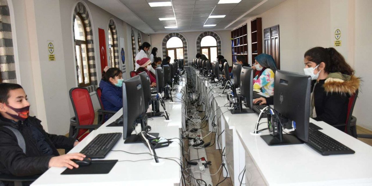 Bilgi Evi’nde yüz yüze eğitim başladı