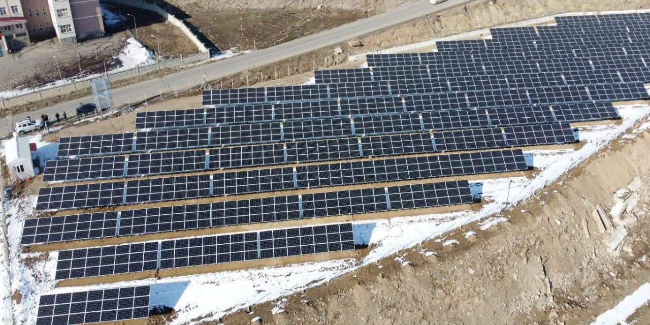 Taşlıçay enerjisini güneşten alıyor