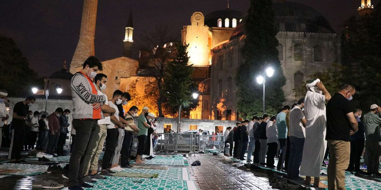 HÜDA PAR İstanbul İl Başkanlığı Kudüs için Ayasofya Camii'nde buluşacak