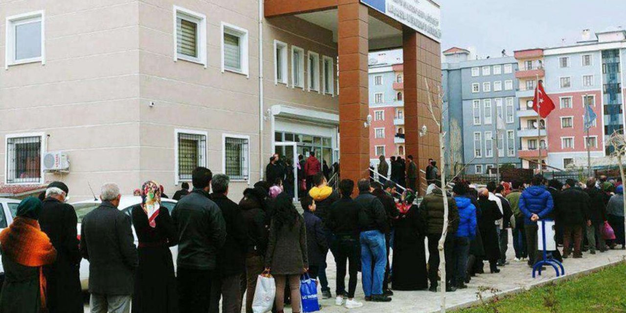 Seasonally adjusted unemployment rate realizes as 12.2% in Turkey