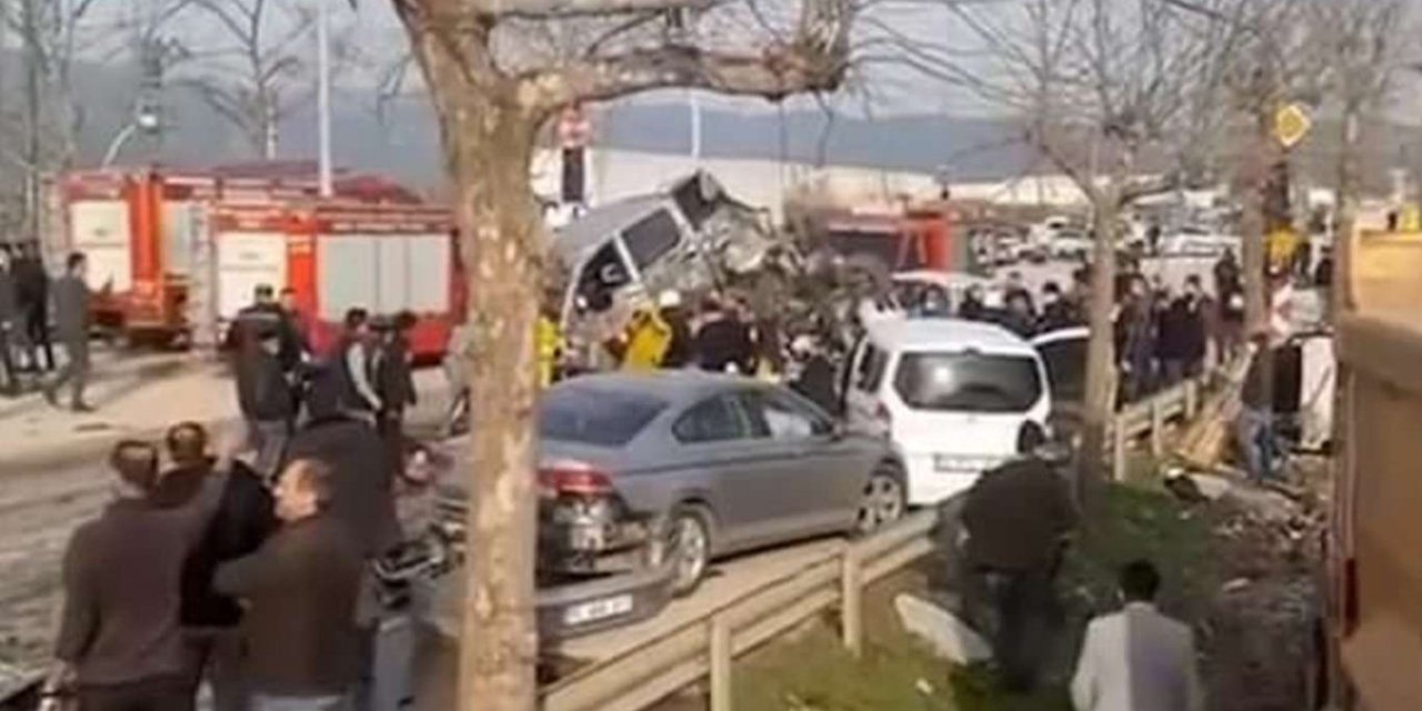 Bursa'da meydana gelen zincirleme kazada ölü sayısı 4'e yükseldi