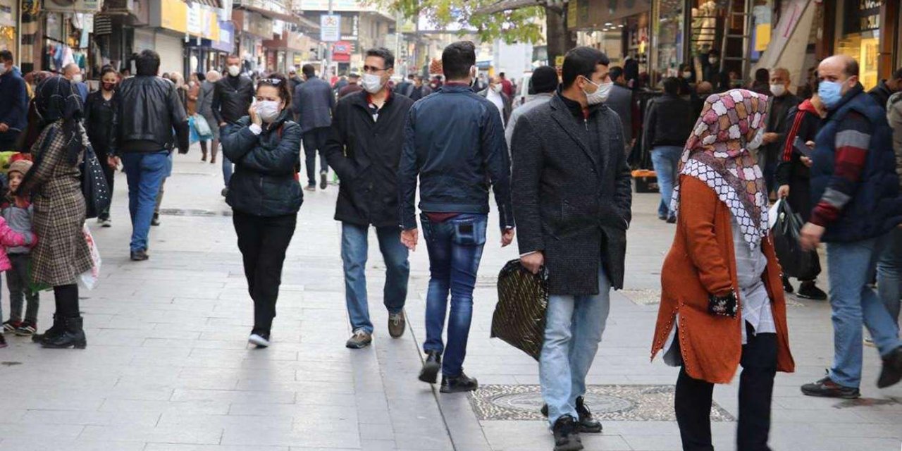 Gaziantep’te Covid-19 kurallarını ihlal eden 272 kişiye para cezası