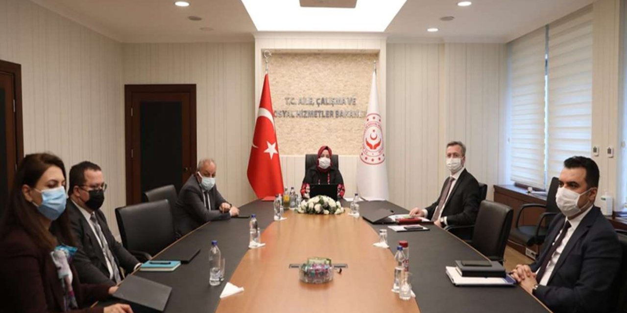 Bakan Selçuk, 81 ilin İŞKUR müdürleriyle toplantı yaptı