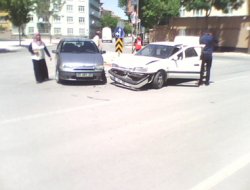 Maddi hasarlı trafik kazası