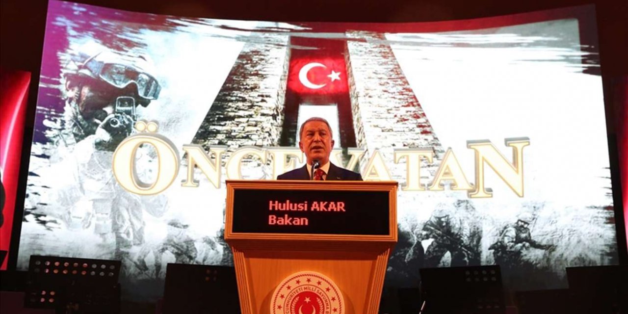 Bakan Akar: Haklı davalarında Libyalı kardeşlerimizle beraberiz