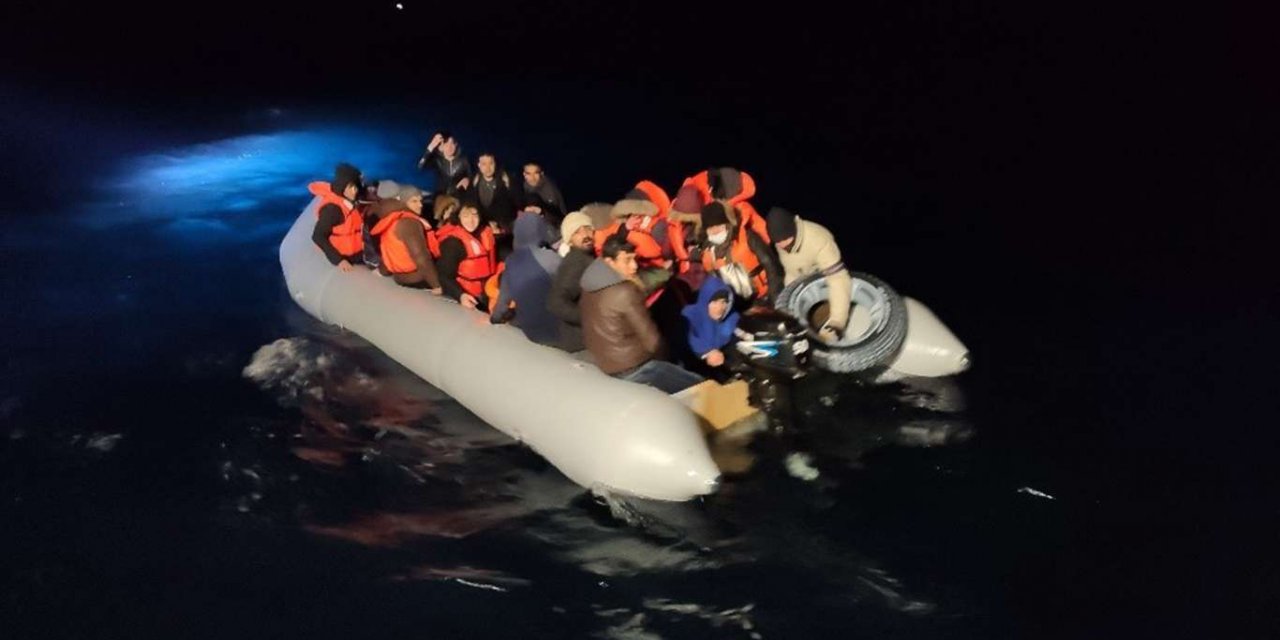 Turkish Coast Guard: 48 irregular migrants rescued off northwestern Turkey