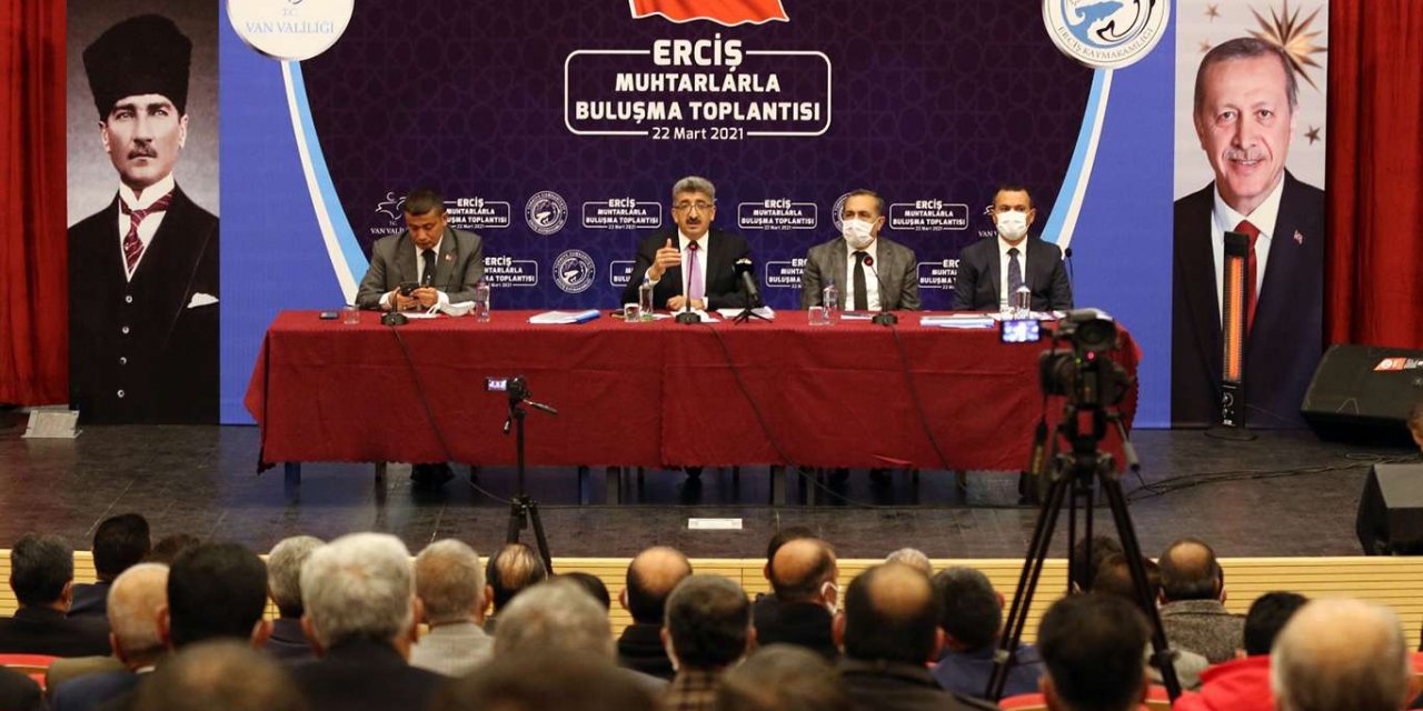 Van Valisi Bilmez Ercişli muhtarların sorunlarını dinledi