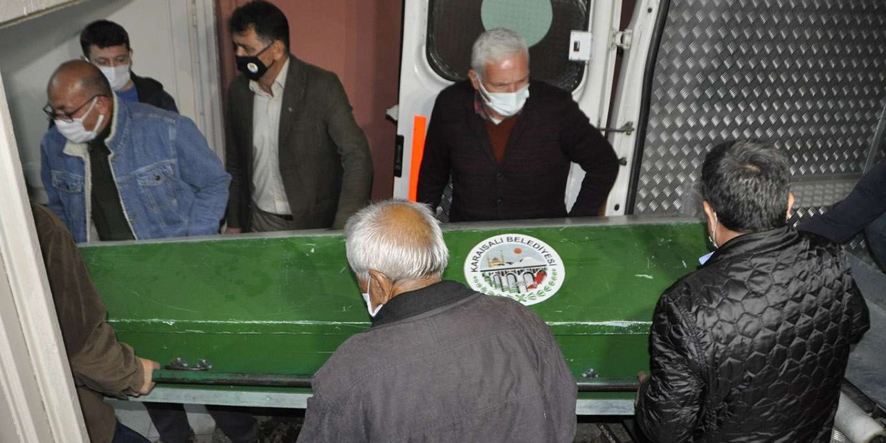 Adana'da karı-koca evde başlarından vurularak öldürüldü