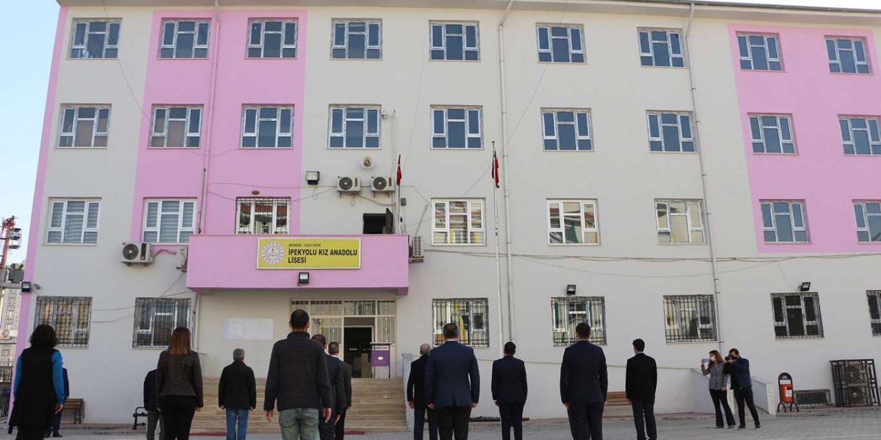 Kırşehir'de iki okulda yüz yüze eğitime 14 gün ara verildi