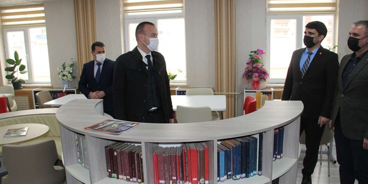 Ağrı’da 2 meslek lisesinde oluşturulan kütüphanelerin açılışı gerçekleştirildi