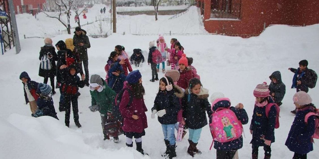 Kırşehir'de eğitime "kar" engeli
