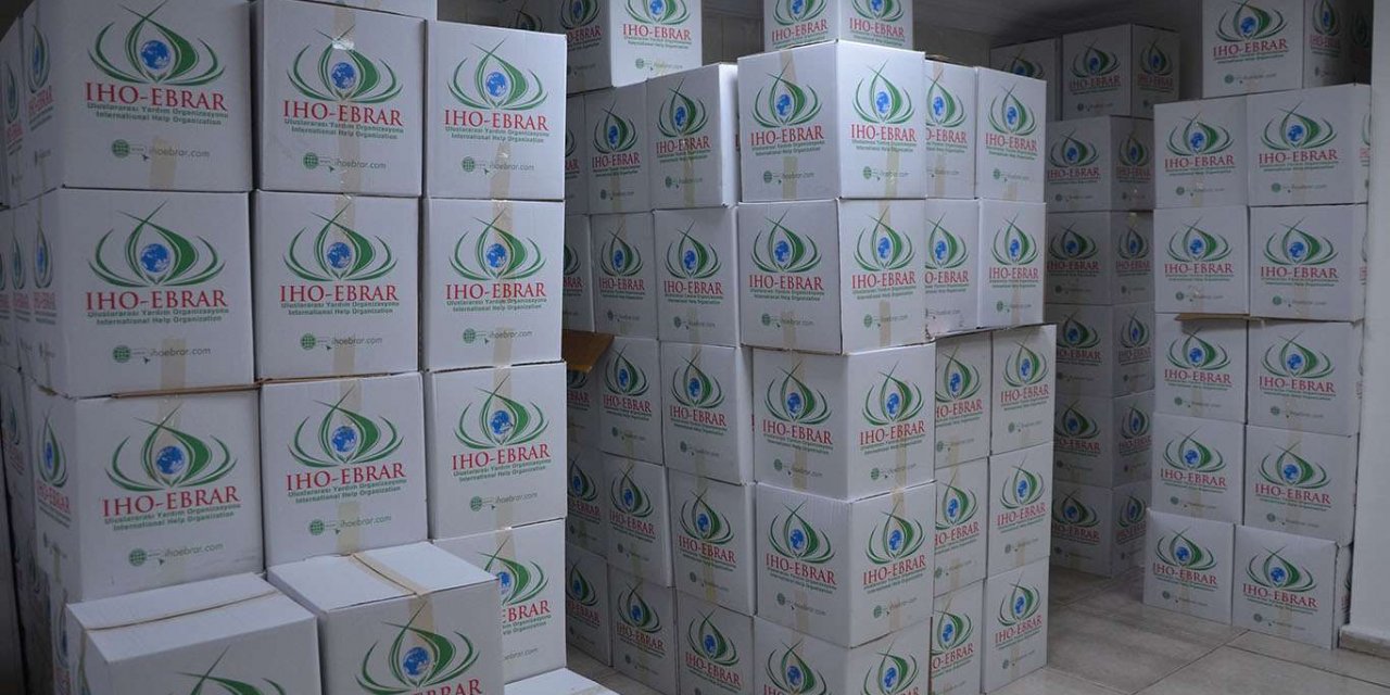 IHO-EBRAR yüzlerce aileye gıda yardımı ulaştırmaya başladı