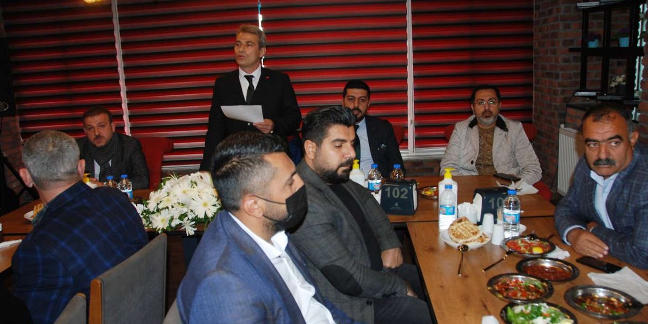 Muhtarlar sorunlarının çözümü için muhatap bulamamaktan şikâyetçi