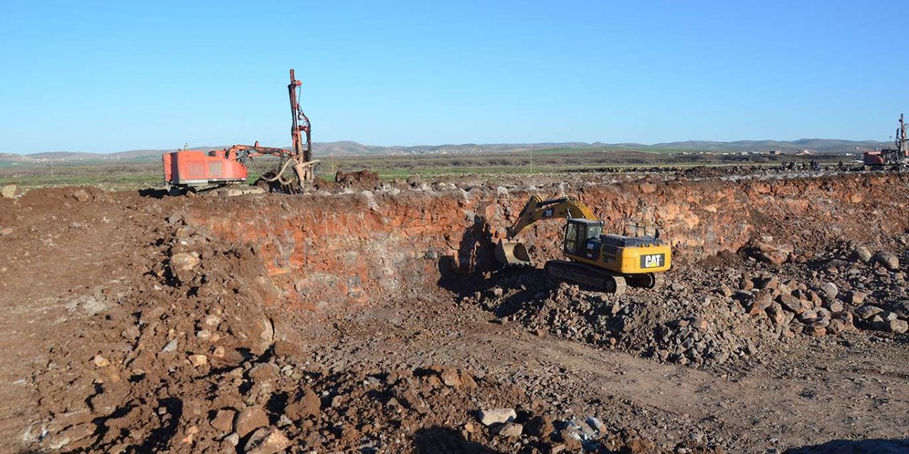 Diyarbakır-Mazıdağı Demiryolu Hattı yapım işi Çınarlı besicileri mağdur ediyor
