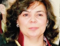 Çarşaflı kadına hakaret eden hakime ceza