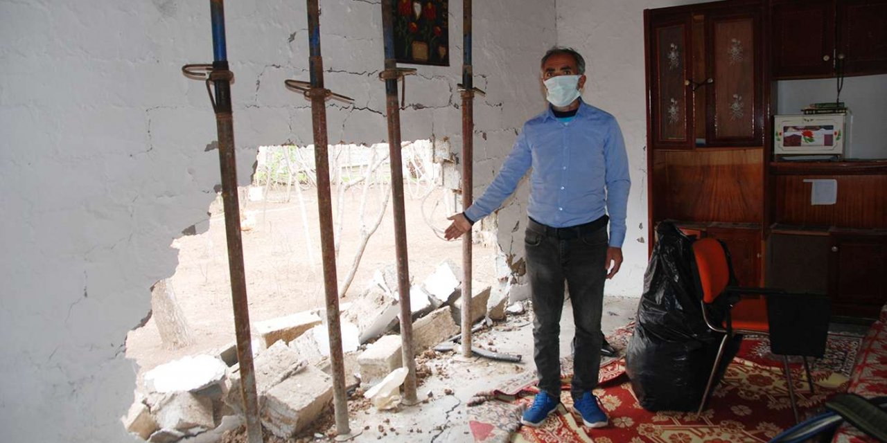 Evin bir bölümü yıkılan aileye yardım edildi