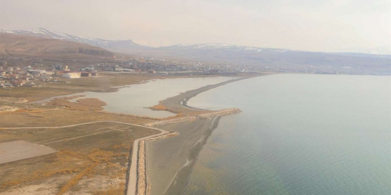 Van Gölü’nün Korunması için "Eylem Planı Değerlendirme Toplantısı" yapıldı
