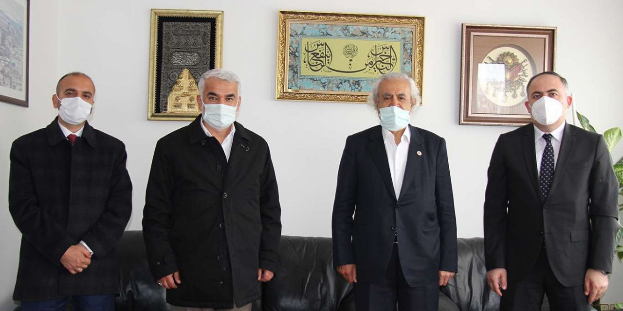 HÜDA PAR Genel Başkan Vekili Yapıcıoğlu yeni anayasa çalışmaları kapsamında hukukçularla görüştü