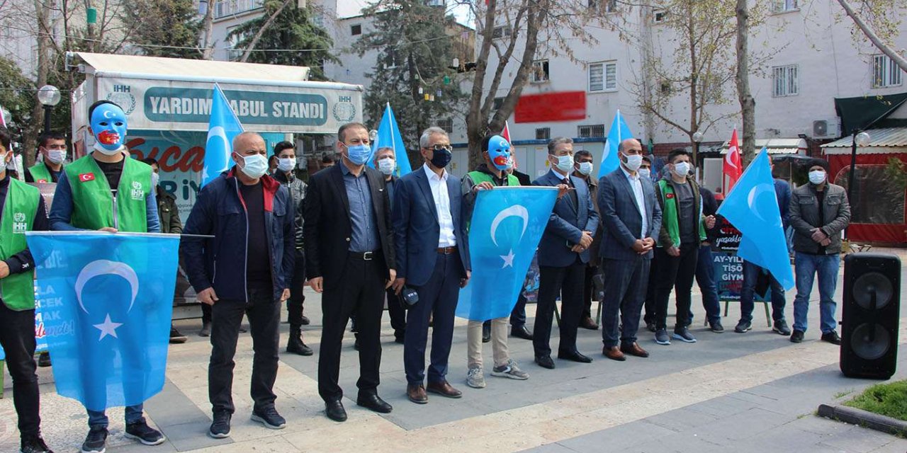 İHH Adıyaman Şubesi: Doğu Türkistan tam bir cinnet halini yaşıyor