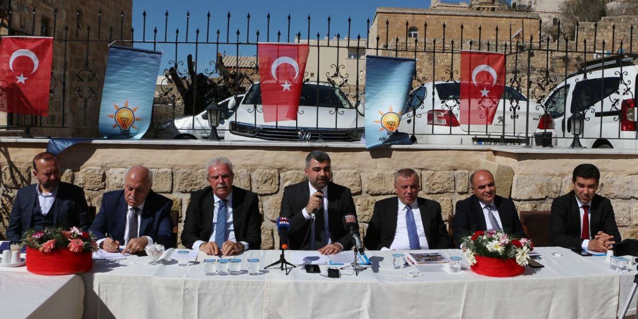 AK Partili belediyeler çalışmalarını anlattı