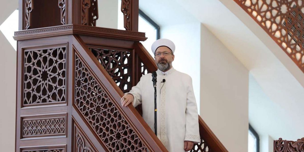 Diyanet İşleri Başkanı Erbaş Malatya İnönü Üniversitesi İlahiyat Camii’nde hutbe irad etti