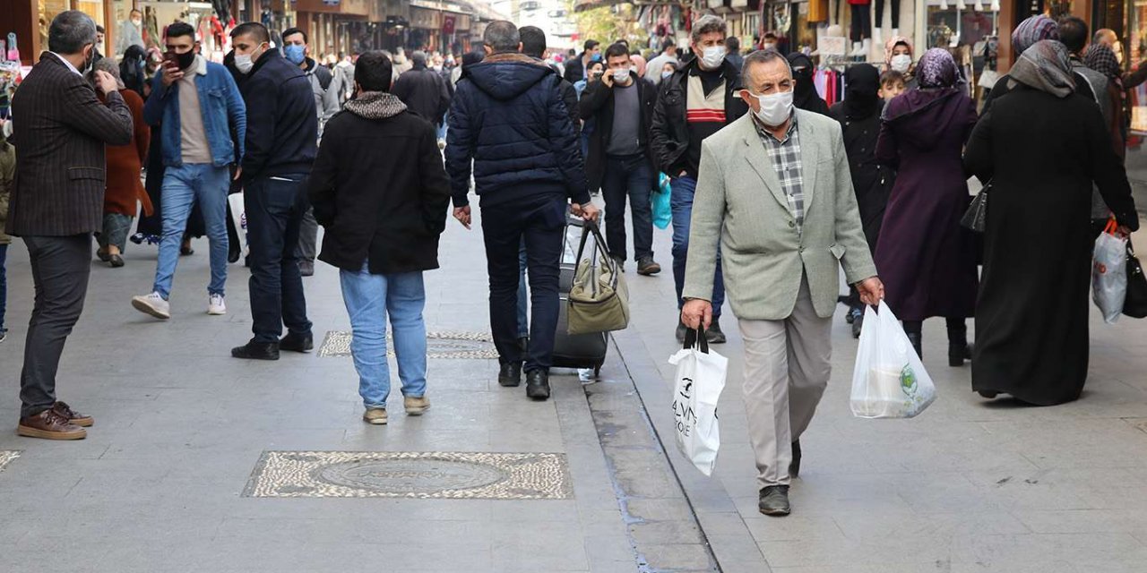 Kırmızı kategorideki Gaziantep’te Covid-19 vakaları artıyor