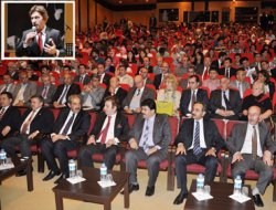 "Mevcut Anayasa değişmeli"