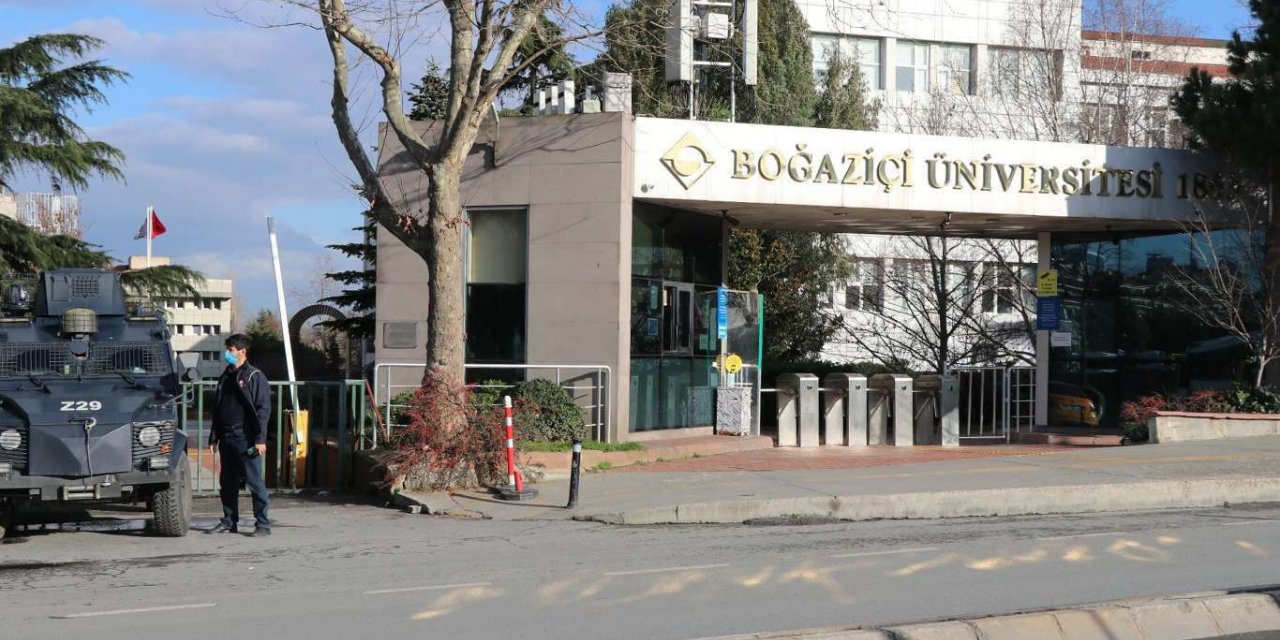 Boğaziçi Üniversitesi Rektörlüğü: Milli iradenin yanındayız