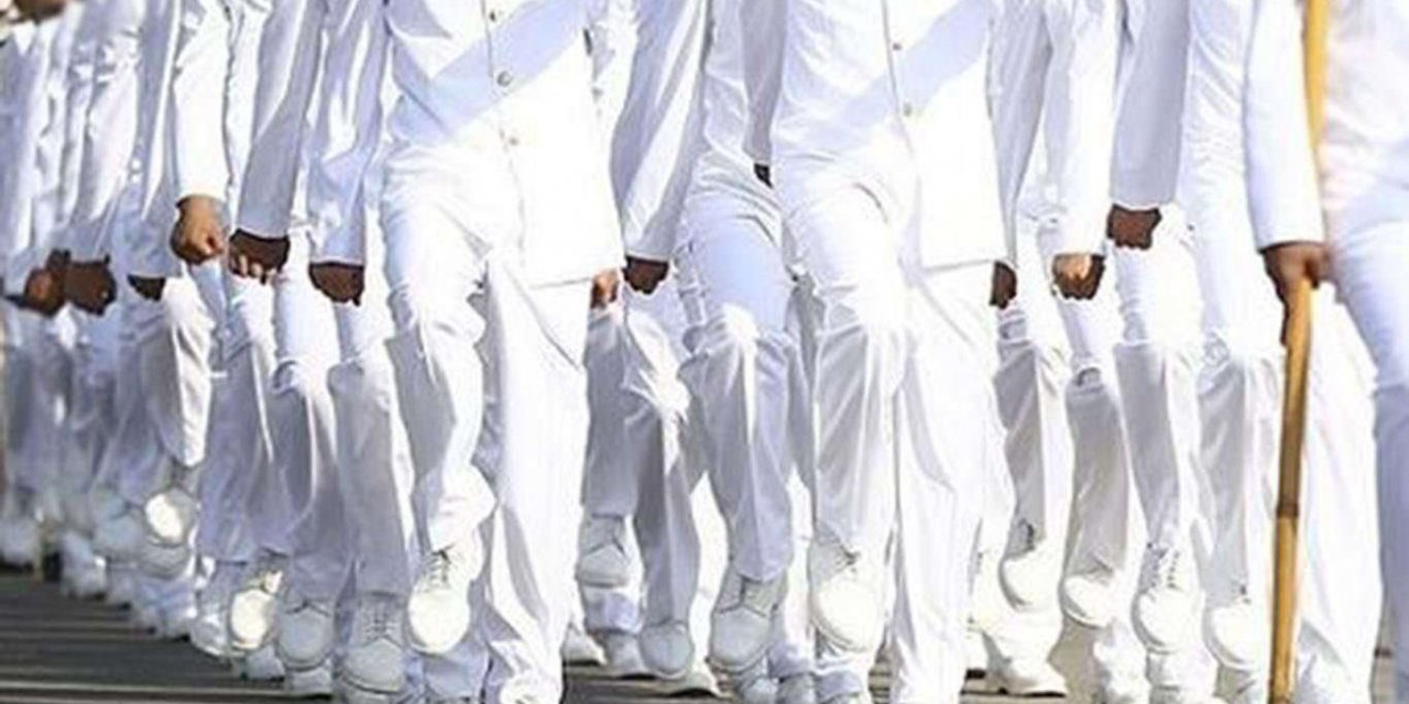 Darbe imalı bildiriye imza atan emekli amirallere gözaltı