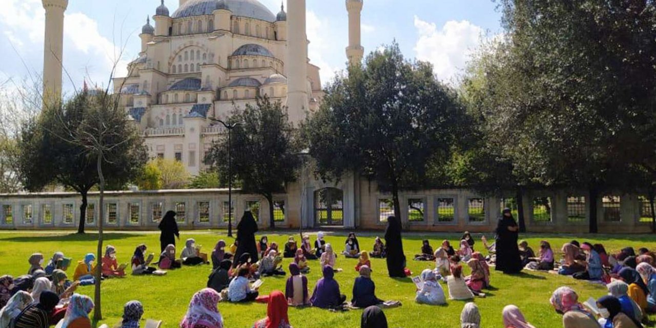 TESSEP kız çocuklarına yönelik kitap okuma etkinliği düzenledi