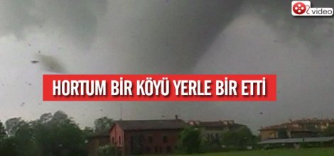 İtalya'da bir köy yerle bir oldu
