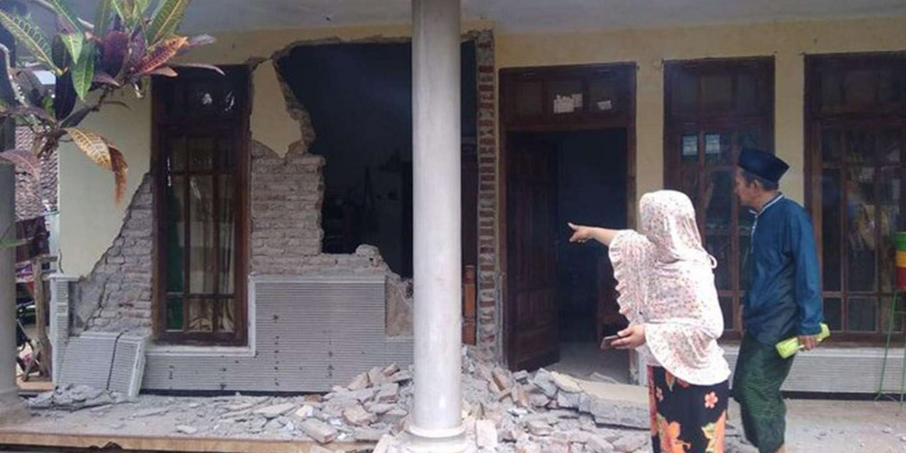 Death toll from Indonesia earthquake rises to 8