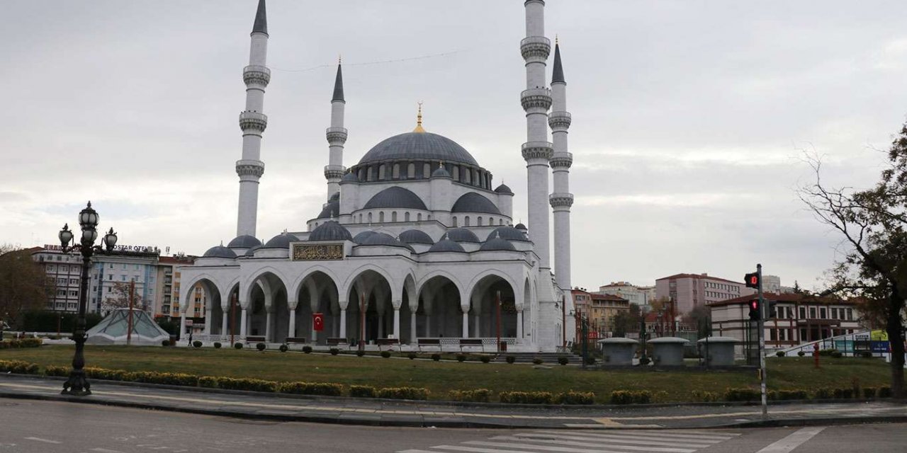 Ramazan'da hafta sonu sokak kısıtlaması 81 ilde uygulanacak